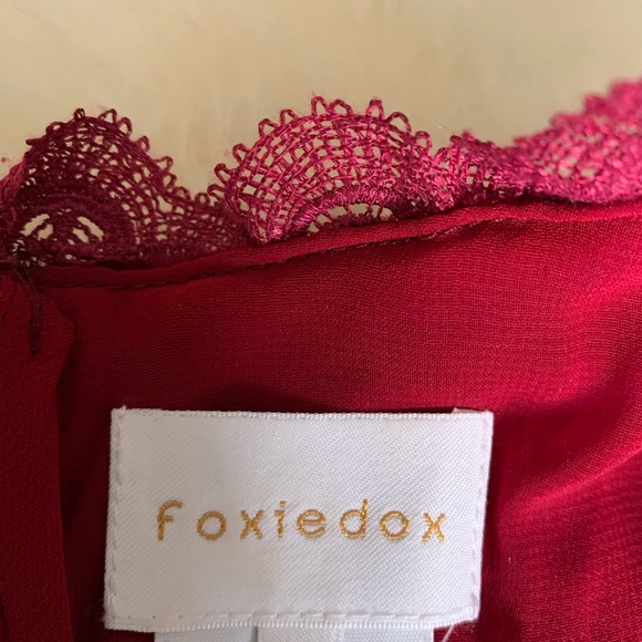 Red Velvet Dress with lace - Picture 6 of 15